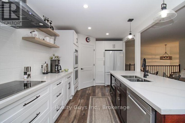 2106 SPRINGWOOD ROAD, Peterborough (Monaghan Ward 2), Ontario, K9K1M9