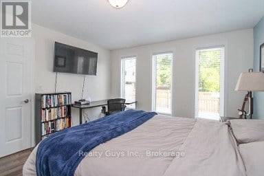 2106 SPRINGWOOD ROAD Peterborough (Monaghan Ward 2) Ontario photo 25