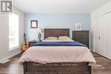 2106 SPRINGWOOD ROAD Peterborough (Monaghan Ward 2) Ontario photo 26