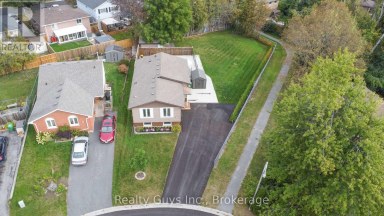2106 SPRINGWOOD ROAD Peterborough (Monaghan Ward 2) Ontario photo 3