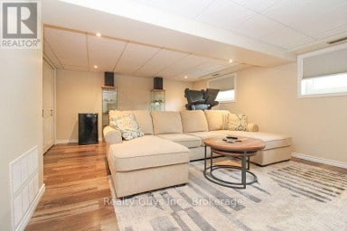 2106 SPRINGWOOD ROAD Peterborough (Monaghan Ward 2) Ontario photo 33