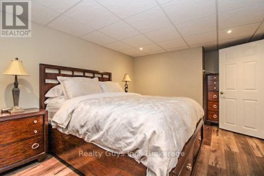 2106 SPRINGWOOD ROAD Peterborough (Monaghan Ward 2) Ontario photo 36