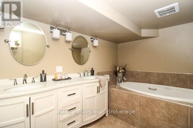2106 SPRINGWOOD ROAD Peterborough (Monaghan Ward 2) Ontario photo 39