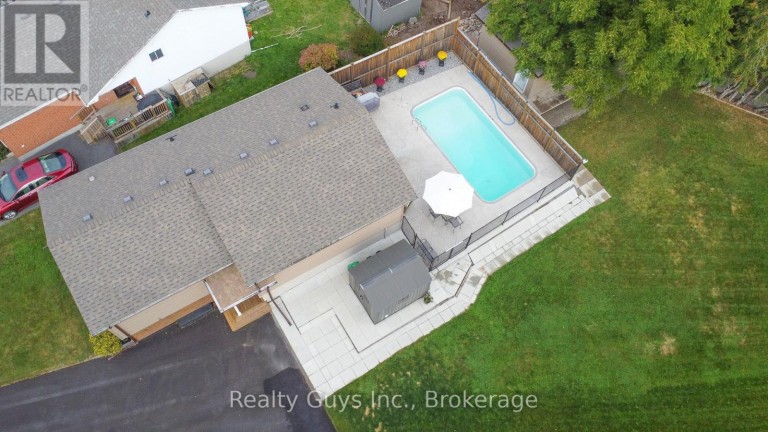 2106 SPRINGWOOD ROAD, Peterborough (Monaghan Ward 2), Ontario, K9K1M9
