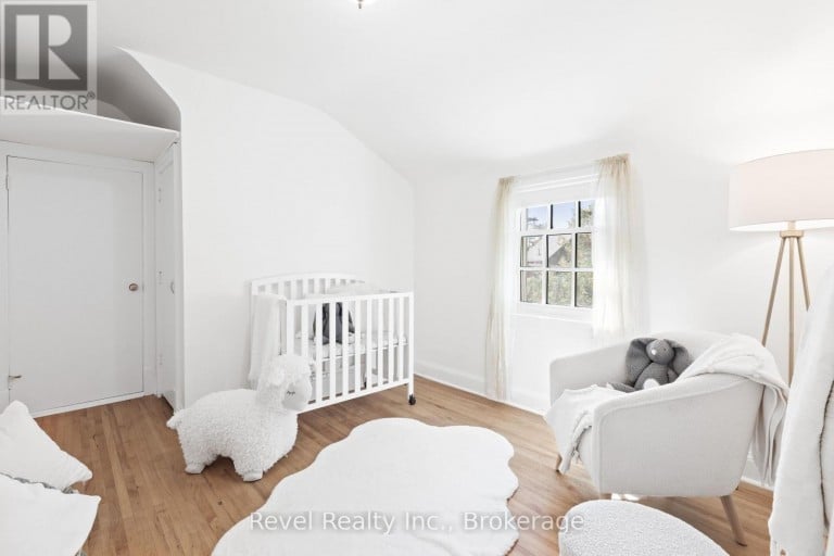 13 SYLVAN CRESCENT, Kawartha Lakes (Lindsay), Ontario, K9V2W4
