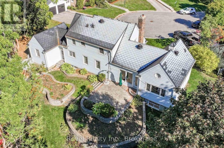 13 SYLVAN CRESCENT, Kawartha Lakes (Lindsay), Ontario, K9V2W4