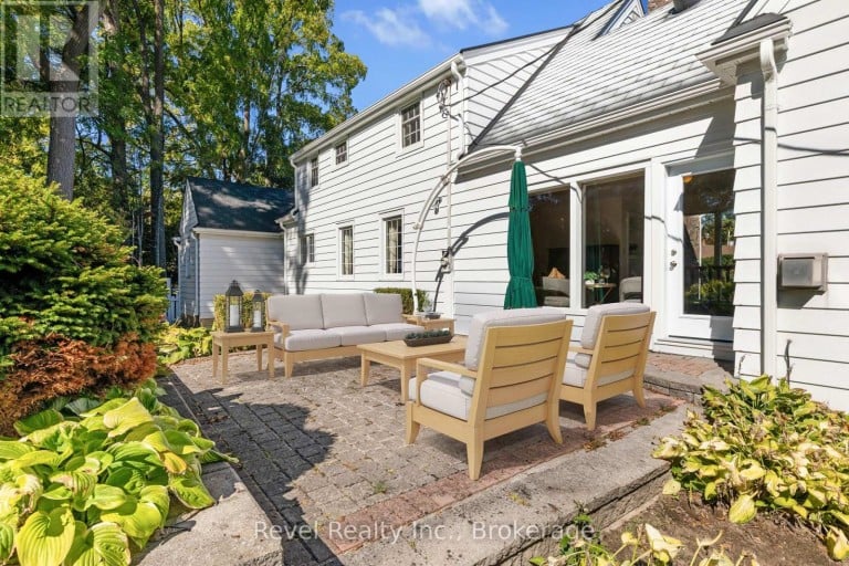 13 SYLVAN CRESCENT, Kawartha Lakes (Lindsay), Ontario, K9V2W4