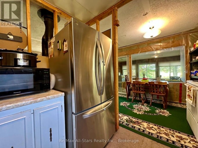 16 PENINSULA COURT, Trent Lakes, Ontario, K0M1A0