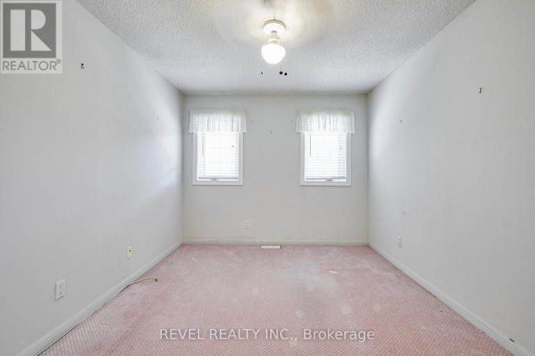 411 - 1400 THE ESPLANADE N, Pickering (Town Centre), Ontario, L1V6V2