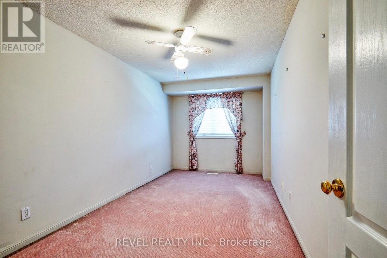 411 - 1400 THE ESPLANADE N, Pickering (Town Centre), Ontario, L1V6V2