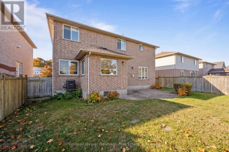 235 DEERPATH DRIVE, Guelph (Willow West/Sugarbush/West Acres), Ontario, N1K1W5