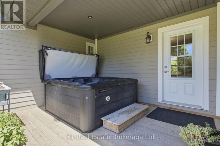 156 HIGHLAND DRIVE, West Grey, Ontario, N0C1H0