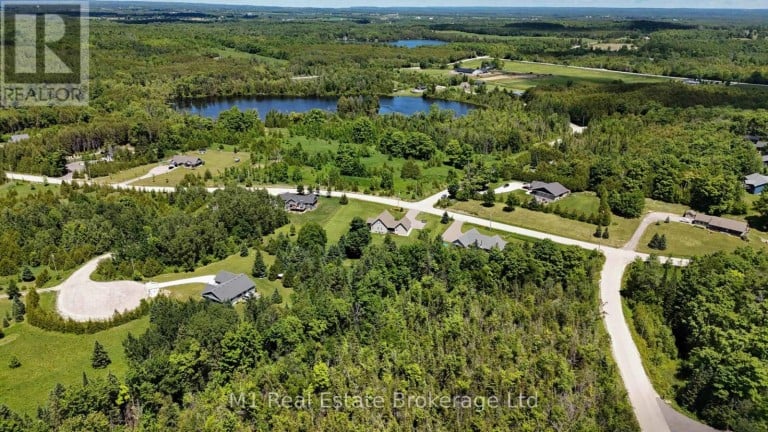 156 HIGHLAND DRIVE, West Grey, Ontario, N0C1H0