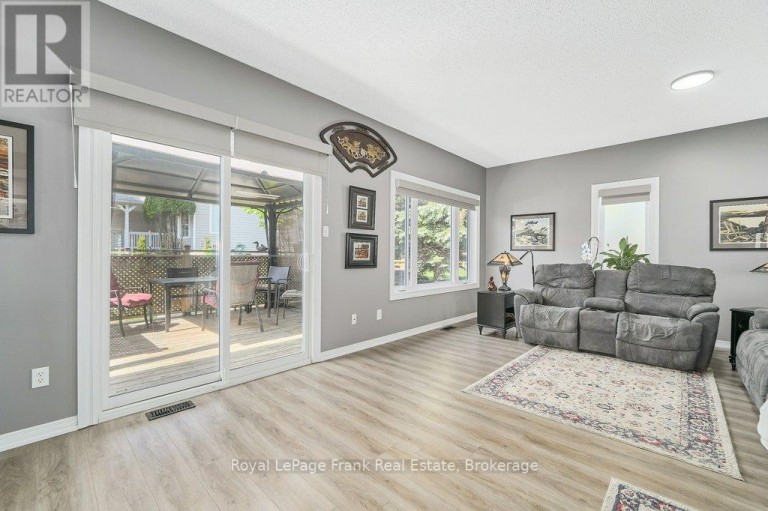 40 NIAGARA TRAIL, Clarington (Newcastle), Ontario, L1B1L6