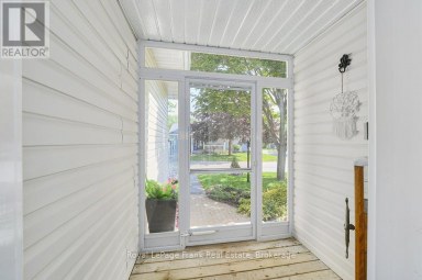 40 NIAGARA TRAIL Clarington (Newcastle) Ontario photo 5