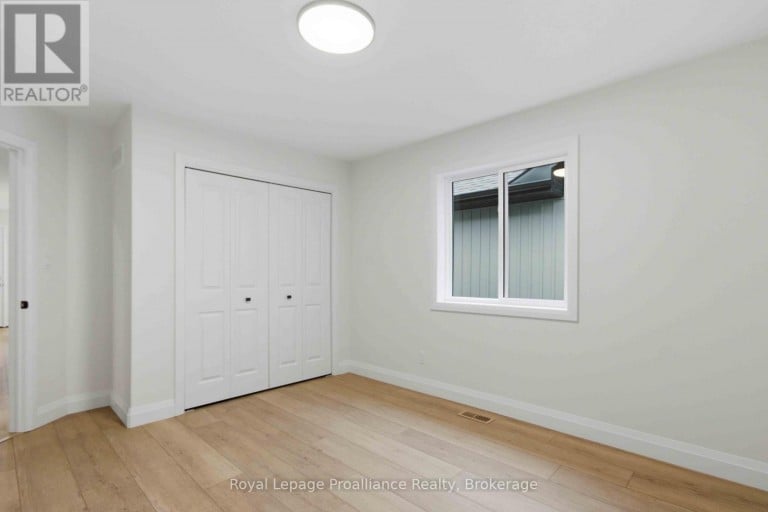 52 MACKENZIE JOHN CRESCENT, Brighton, Ontario, K0K1H0