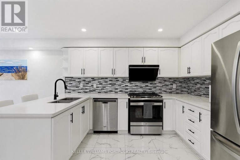 88 MATTEO DAVID DRIVE, Richmond Hill (Rouge Woods), Ontario, L4S2S9