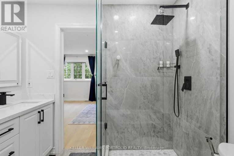 88 MATTEO DAVID DRIVE, Richmond Hill (Rouge Woods), Ontario, L4S2S9
