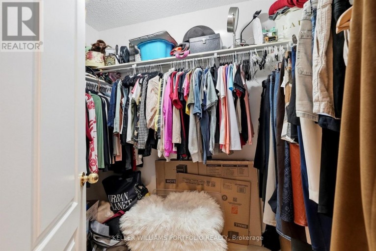88 MATTEO DAVID DRIVE, Richmond Hill (Rouge Woods), Ontario, L4S2S9
