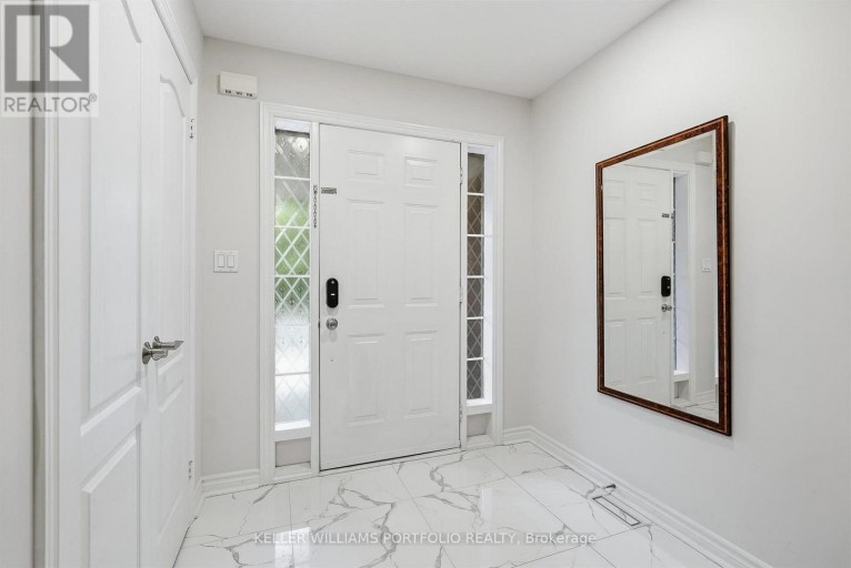 88 MATTEO DAVID DRIVE, Richmond Hill (Rouge Woods), Ontario, L4S2S9