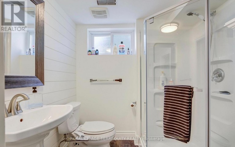 2474 YARMOUTH CRESCENT, Oakville (WO West), Ontario, L6L2M8