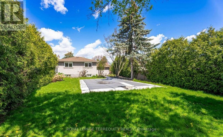 2474 YARMOUTH CRESCENT, Oakville (WO West), Ontario, L6L2M8