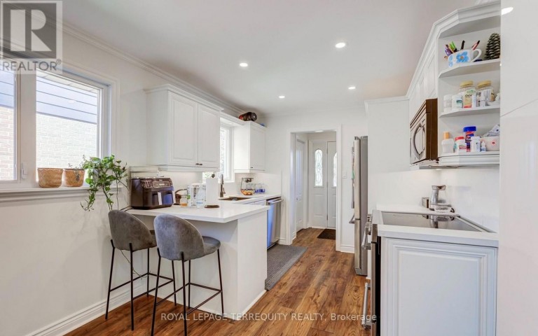 2474 YARMOUTH CRESCENT, Oakville (WO West), Ontario, L6L2M8