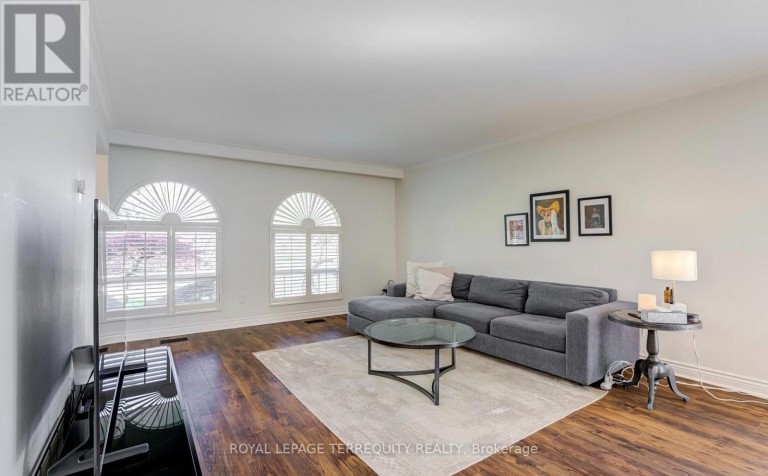 2474 YARMOUTH CRESCENT, Oakville (WO West), Ontario, L6L2M8