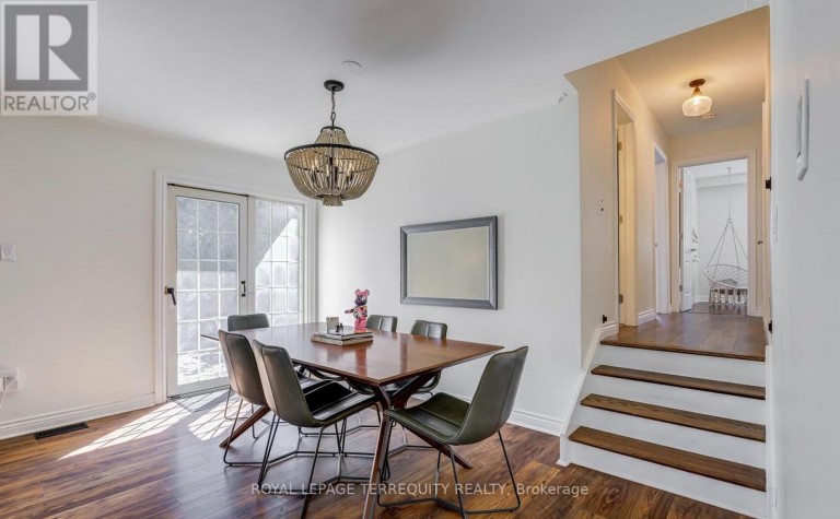 2474 YARMOUTH CRESCENT, Oakville (WO West), Ontario, L6L2M8