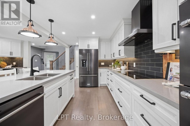178 SANDRINGHAM DRIVE, Clarington (Courtice), Ontario, L1E2A5