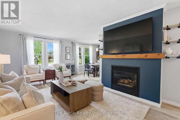 30 DEERPARK CRESCENT, Clarington (Bowmanville), Ontario, L1C3M3