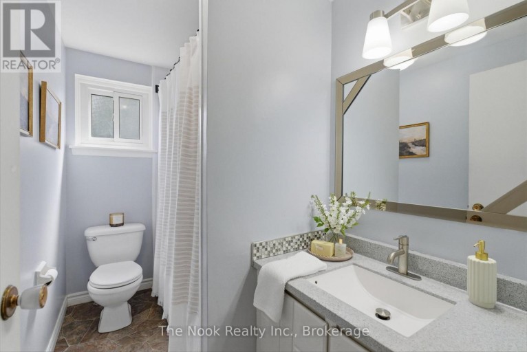30 DEERPARK CRESCENT, Clarington (Bowmanville), Ontario, L1C3M3