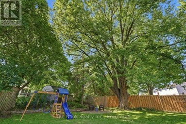 30 DEERPARK CRESCENT Clarington (Bowmanville) Ontario photo 4