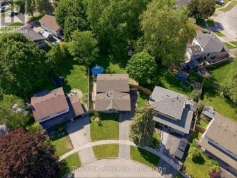 30 DEERPARK CRESCENT Clarington (Bowmanville) Ontario photo 48
