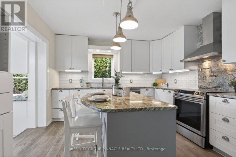 14 ORIOLE ROAD, Kawartha Lakes (Fenelon Falls), Ontario, K0M1N0