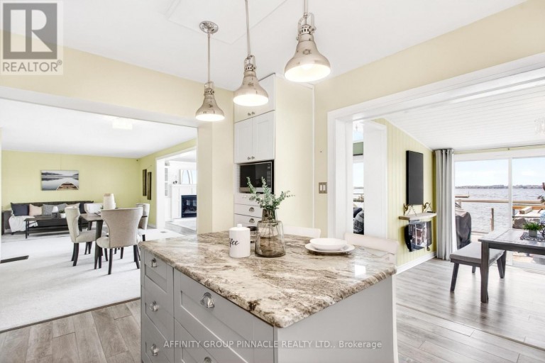 14 ORIOLE ROAD, Kawartha Lakes (Fenelon Falls), Ontario, K0M1N0