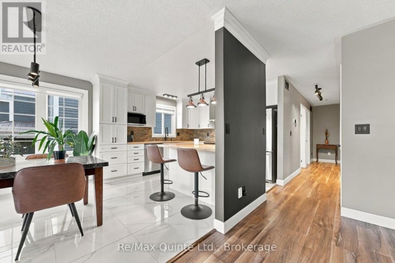 111 CANNIFTON ROAD N, Belleville (Thurlow Ward), Ontario, K0K1K0