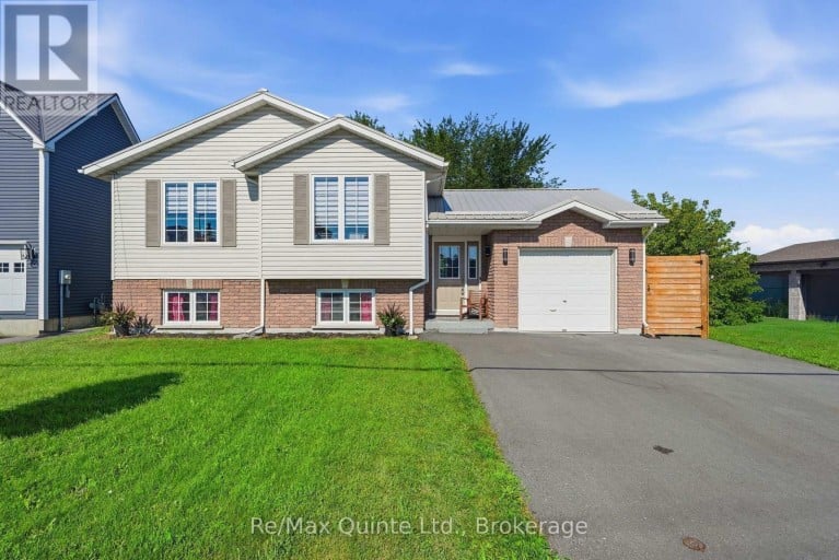 111 CANNIFTON ROAD N, Belleville (Thurlow Ward), Ontario, K0K1K0