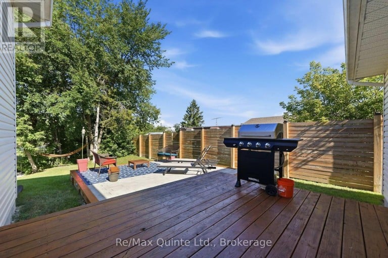 111 CANNIFTON ROAD N, Belleville (Thurlow Ward), Ontario, K0K1K0