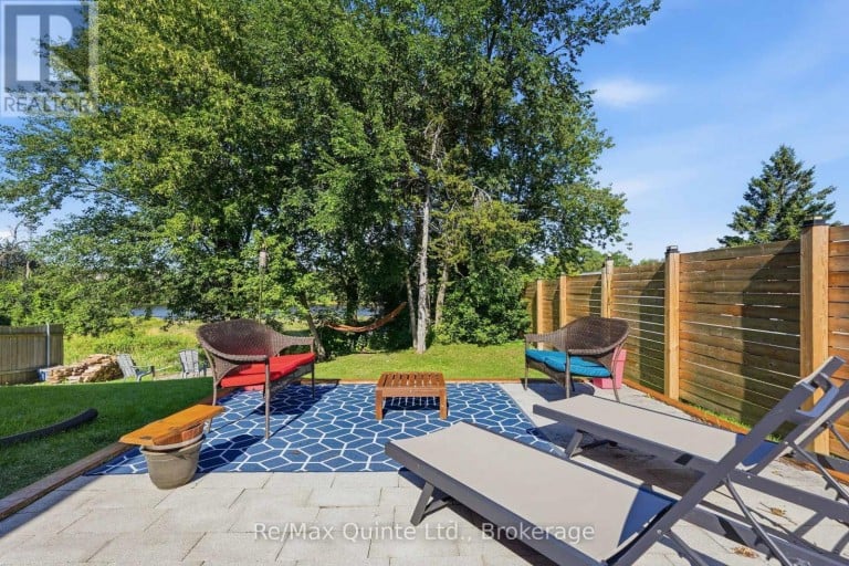 111 CANNIFTON ROAD N, Belleville (Thurlow Ward), Ontario, K0K1K0