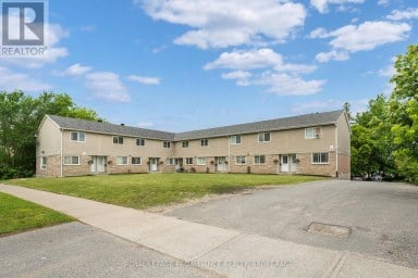 49-67 ADELAIDE STREET Kingston (East of Sir John A. Blvd) Ontario photo 1