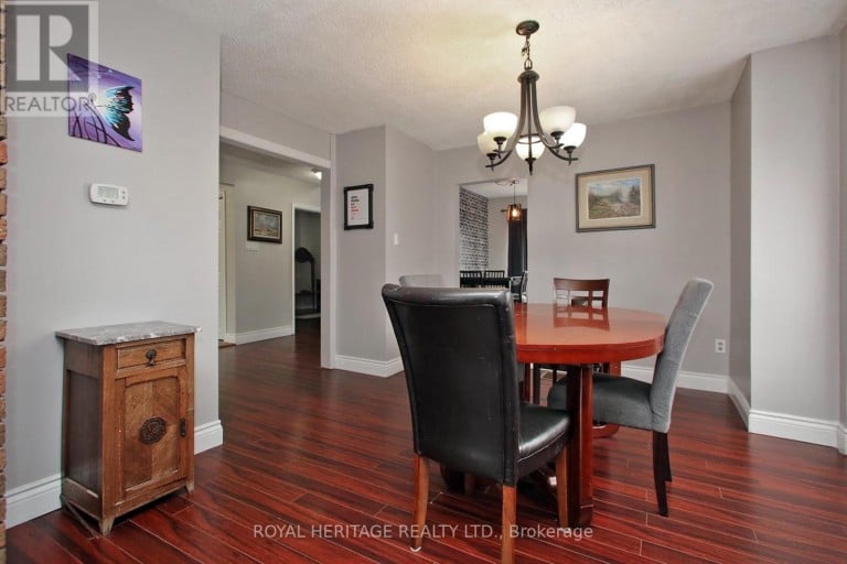 4 BRANTWOOD DRIVE, Toronto (Woburn), Ontario, M1H2G6