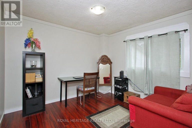 4 BRANTWOOD DRIVE, Toronto (Woburn), Ontario, M1H2G6