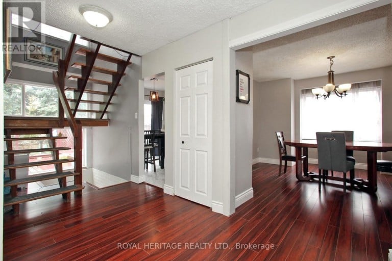 4 BRANTWOOD DRIVE, Toronto (Woburn), Ontario, M1H2G6
