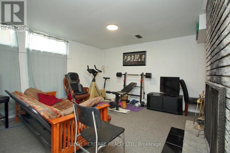 4 BRANTWOOD DRIVE, Toronto (Woburn), Ontario, M1H2G6