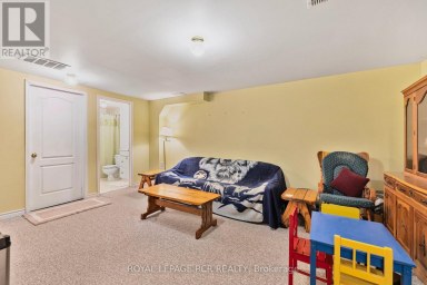 856 MAGNOLIA AVENUE Newmarket (Huron Heights-Leslie Valley) Ontario photo 36