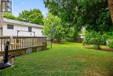 856 MAGNOLIA AVENUE Newmarket (Huron Heights-Leslie Valley) Ontario photo 42