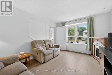 856 MAGNOLIA AVENUE Newmarket (Huron Heights-Leslie Valley) Ontario photo 6