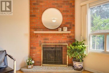 8 BROOKLYN CRESCENT Markham (Unionville) Ontario photo 10