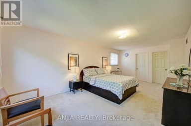 8 BROOKLYN CRESCENT Markham (Unionville) Ontario photo 23